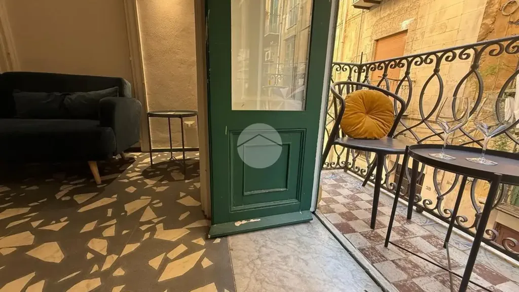 Balcone - Triplex with Balcony in Palermo Centre