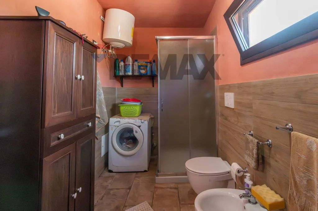Salles de bain - Rearranged Villa with Garden in Avola