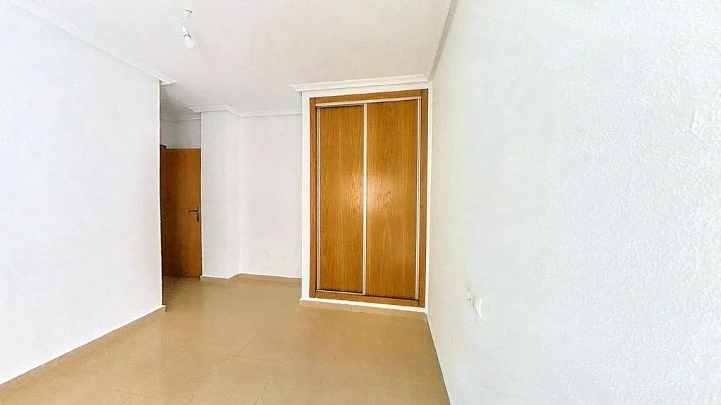 hallway_entrance