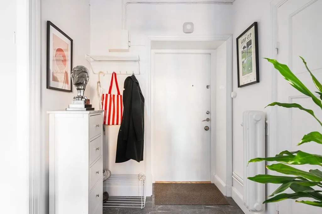 Esik - Bright 22A Flat with High Ceilings in Vasastan