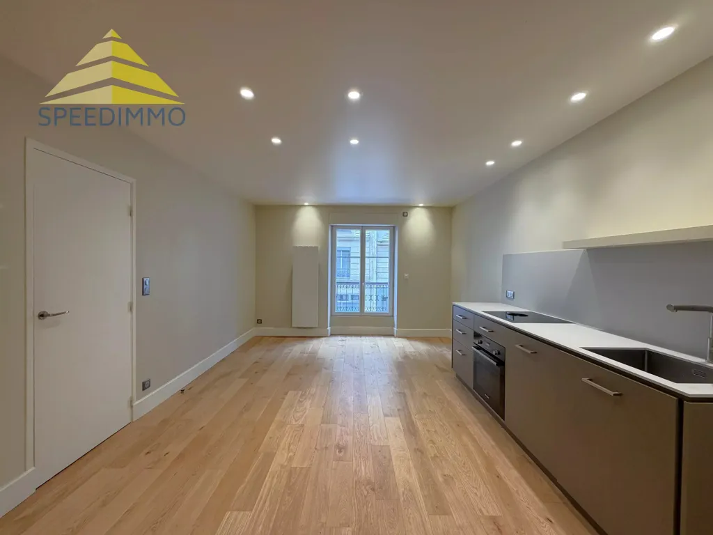 Cuisine - Appartement 2 Pièces avec 2 Caves à Paris