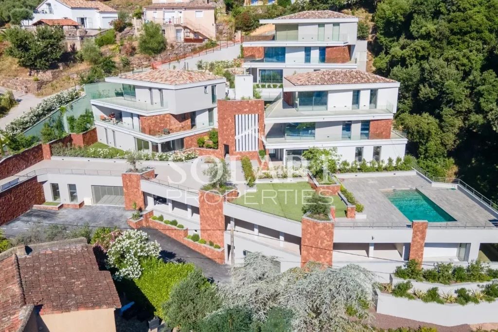 Vue aérienne - Appartement Neuf avec Vue Mer aux Adrets-de-l’Estérel
