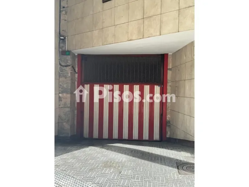 Garage - Apartment with Patio View in Torrelavega