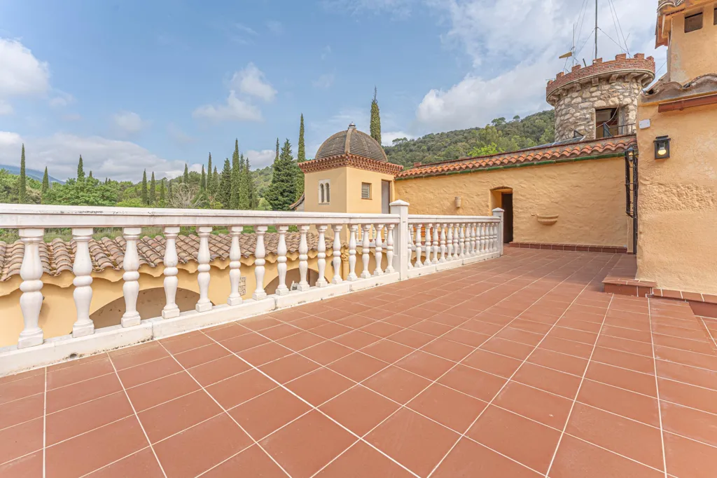 Terrasse - Rustic Masia with Pool in Cabanelles