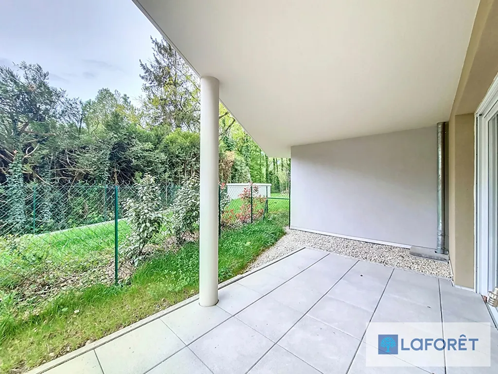 Terrass - Flat with Terrace in Saint-Genis-Pouilly
