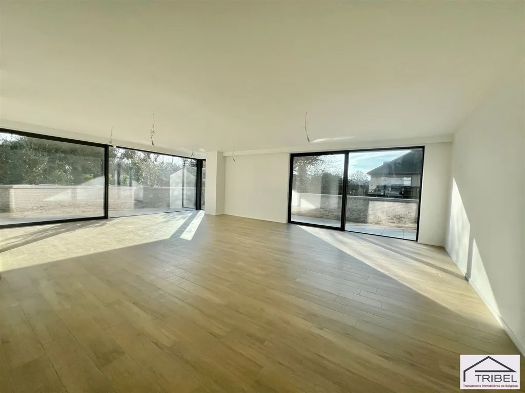 Elutuba - New Penthouse with Terrace in Uccle