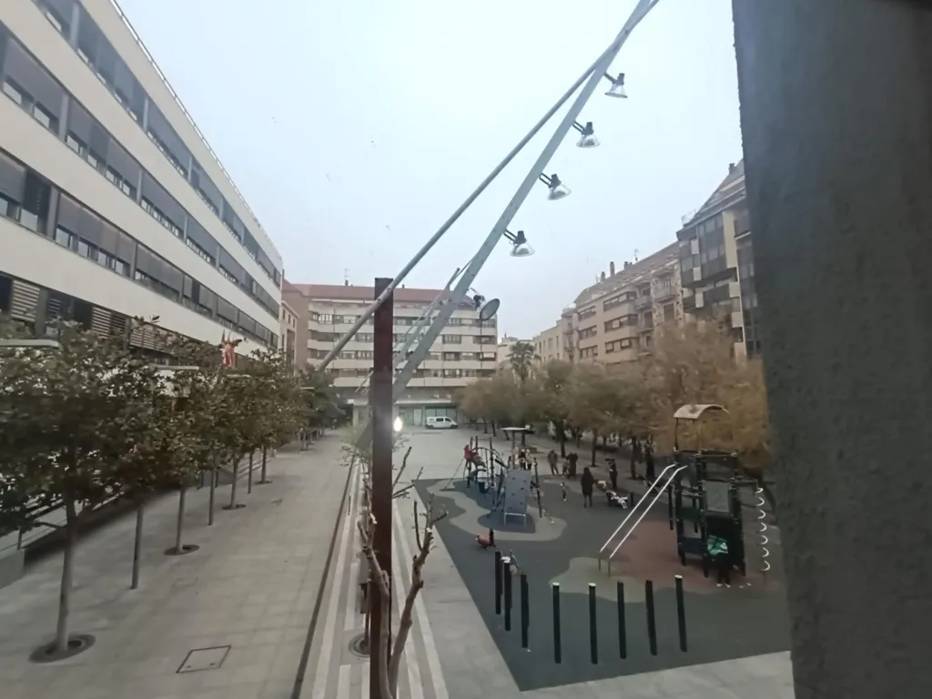 Balcon - Office with High Ceilings in Zamora Centre