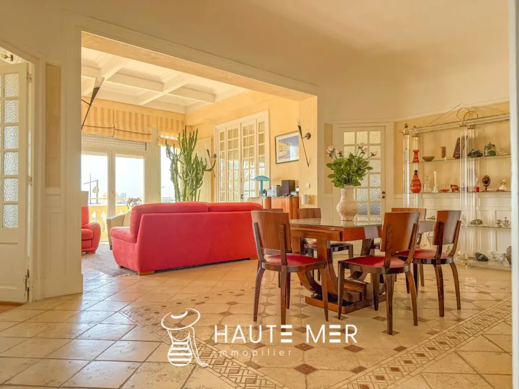 Salle à manger - Appartement T4 Face à la Mer avec Garage à Arago