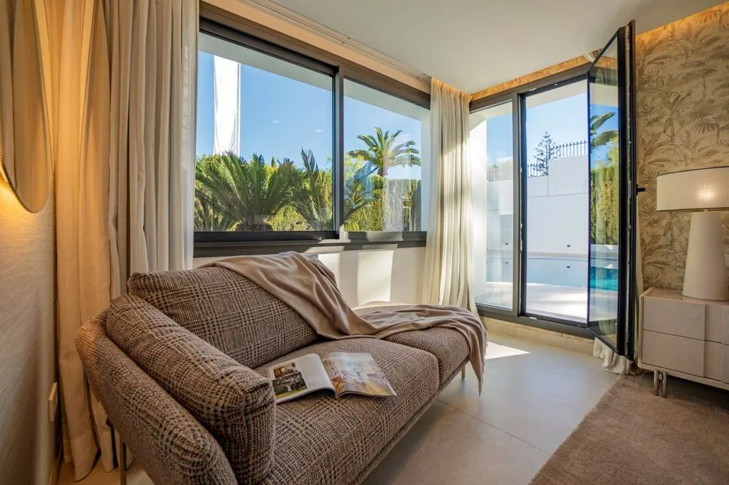 Séjour - Luxury Villa with Mountain Views in Marbella