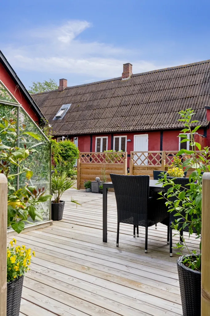 Terrass - Historic Villa with Garden in Rudkøbing