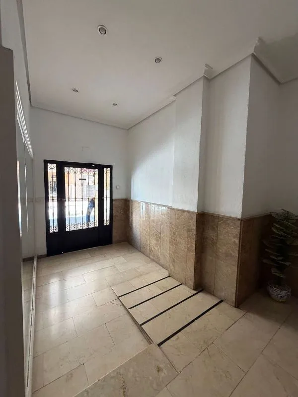 hallway_entrance