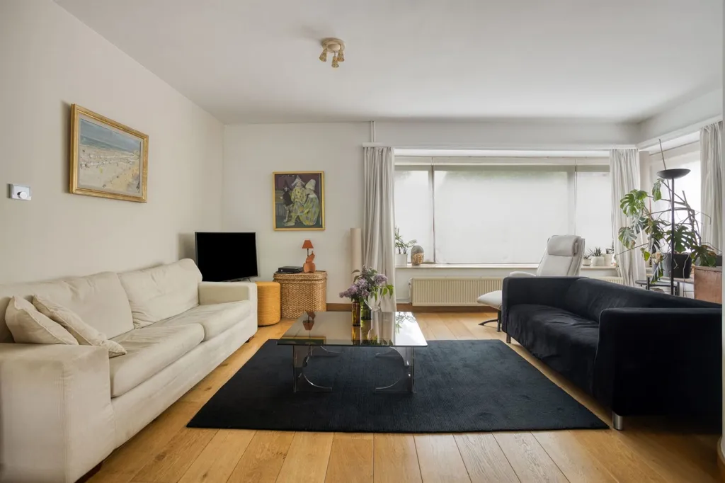 Séjour - Maison Rénovée avec Jardin à Edegem