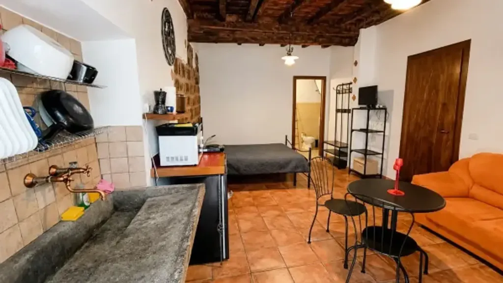 Elutuba - Rustic Studio with Historical Features in Bagnaia, Viterbo
