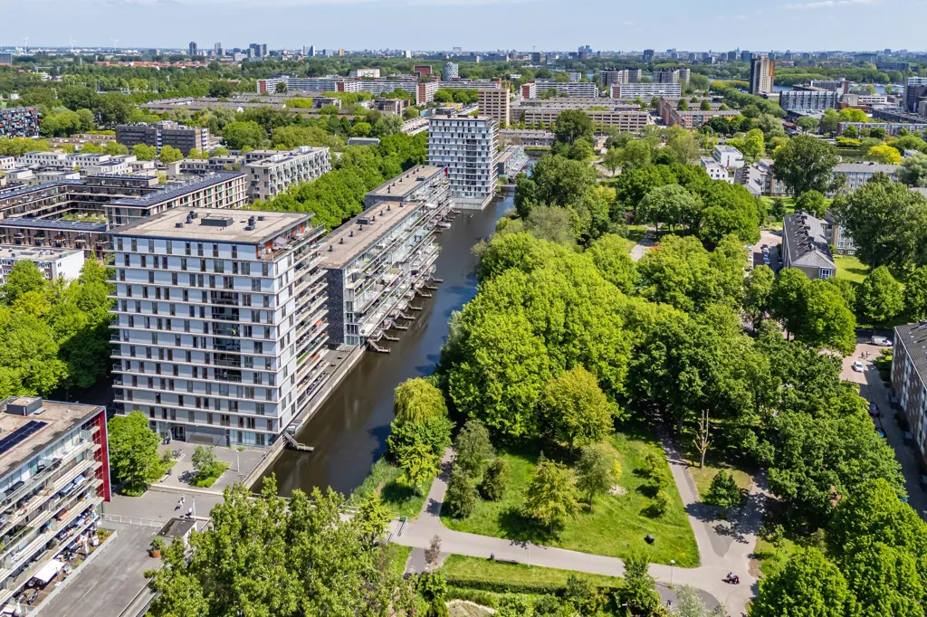 Õhuvaade - Penthouse with Panoramic View in Amsterdam