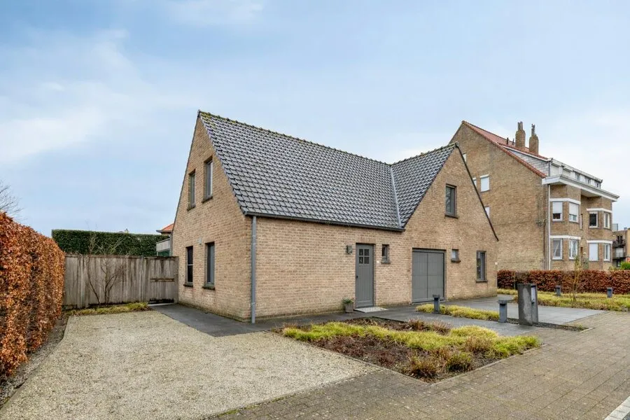 Extérieur - Villa avec Pratique Rénovée au Centre de Sint-Idesbald