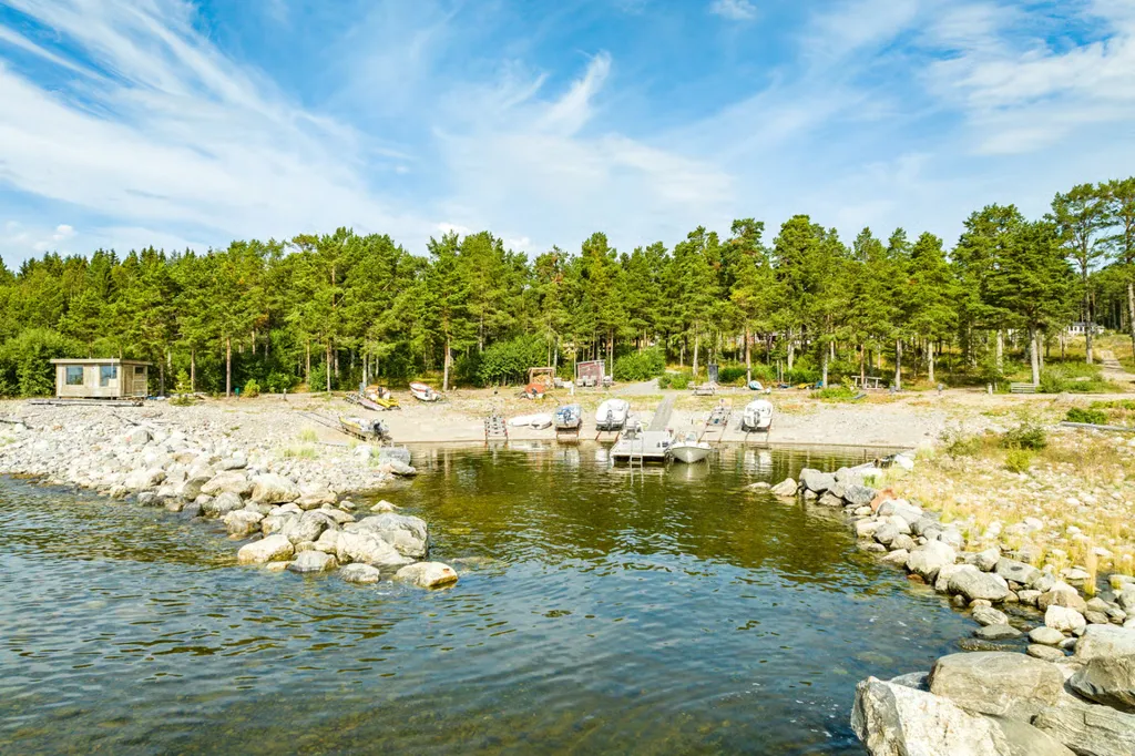 Aed - Timmerhus with Pool in Åstön