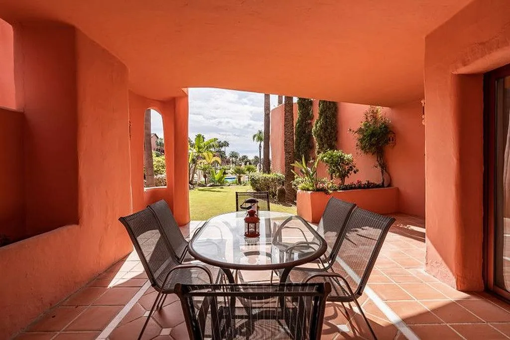 Terrass - T2 Apartment with Pool in El Padrón, Estepona