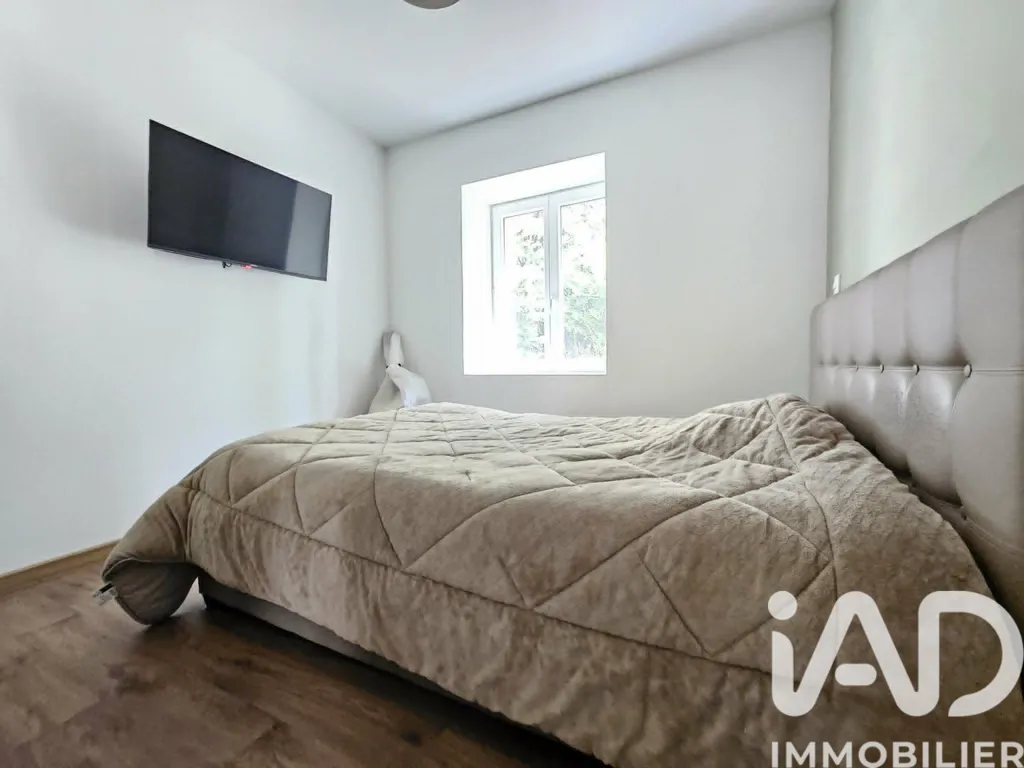 Chambres - Maison avec Jardin et Garage à Duneau