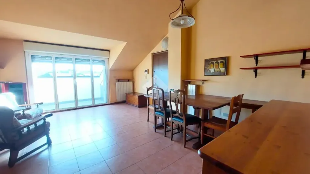 Söögituba - Top-Floor Flat with Balconies in Vittuone