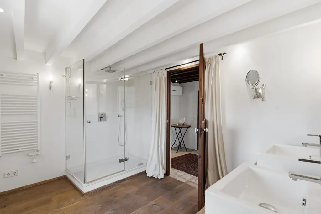 Salles de bain - Penthouse with 40m² Terrace in Palma de Mallorca