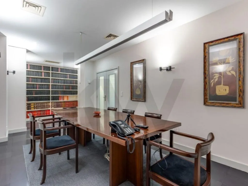 Kabinet - Luxury Office Space in Porto's City Centre
