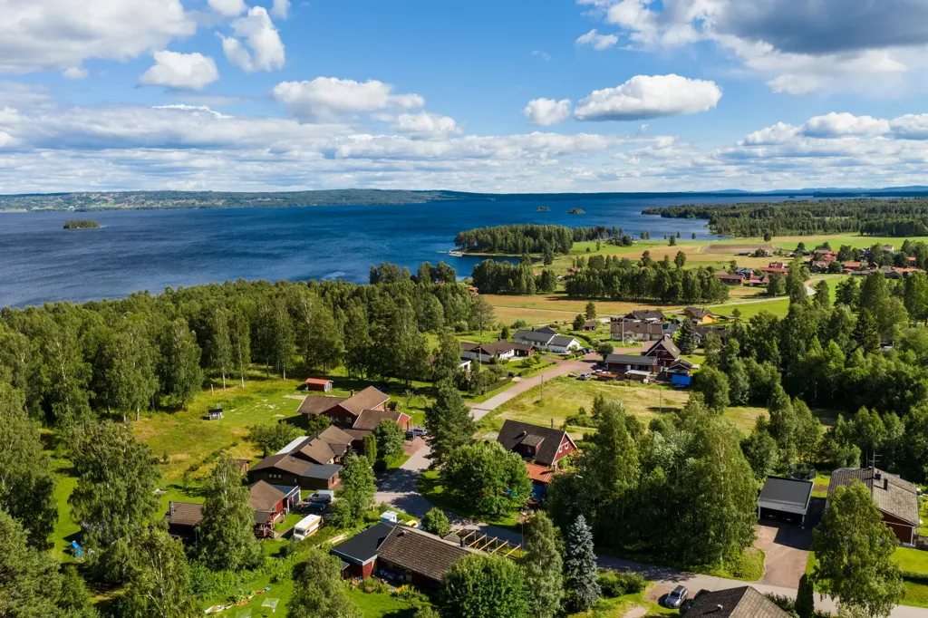 Vue aérienne - Plot for Villa Construction with Lake View in Våmhus