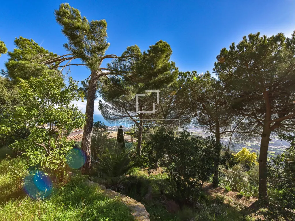 Jardin - Building Plot with Sea Views in Platja d'Aro
