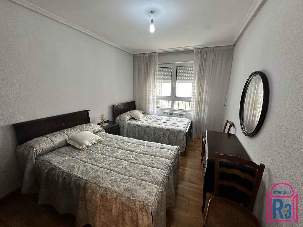 Chambres - 3-Bed Flat with Terrace in San Esteban