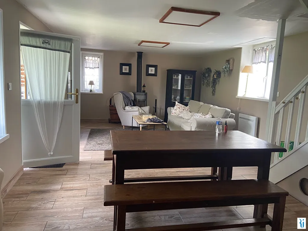 Sala da pranzo - 3-Bedroom House with Garden in Ailly