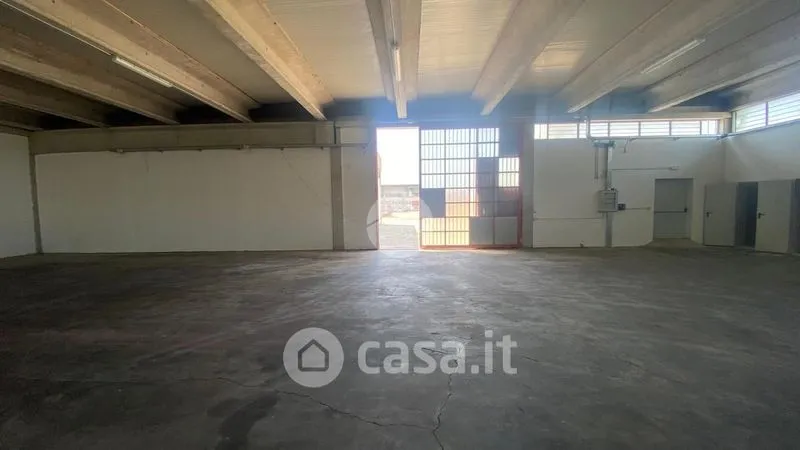 Pièces - Warehouse for Rent in Industrial Area, Borgo Virgilio
