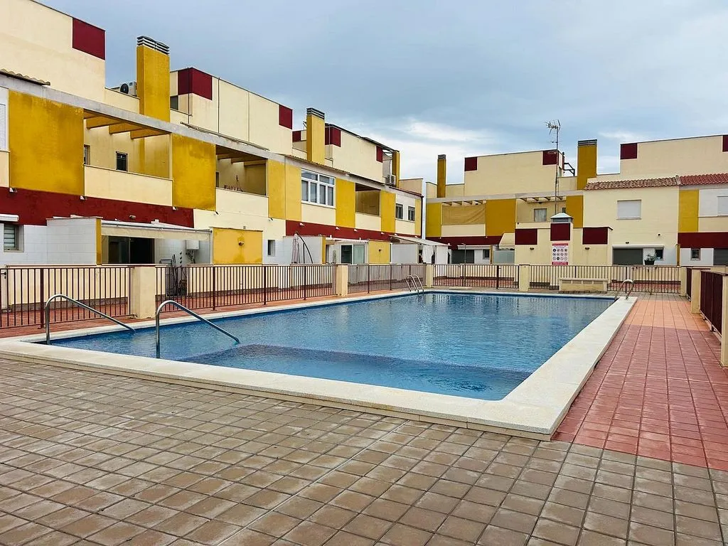 Bassein - Two-Bedroom House with Pool in Las Lomas del Rame