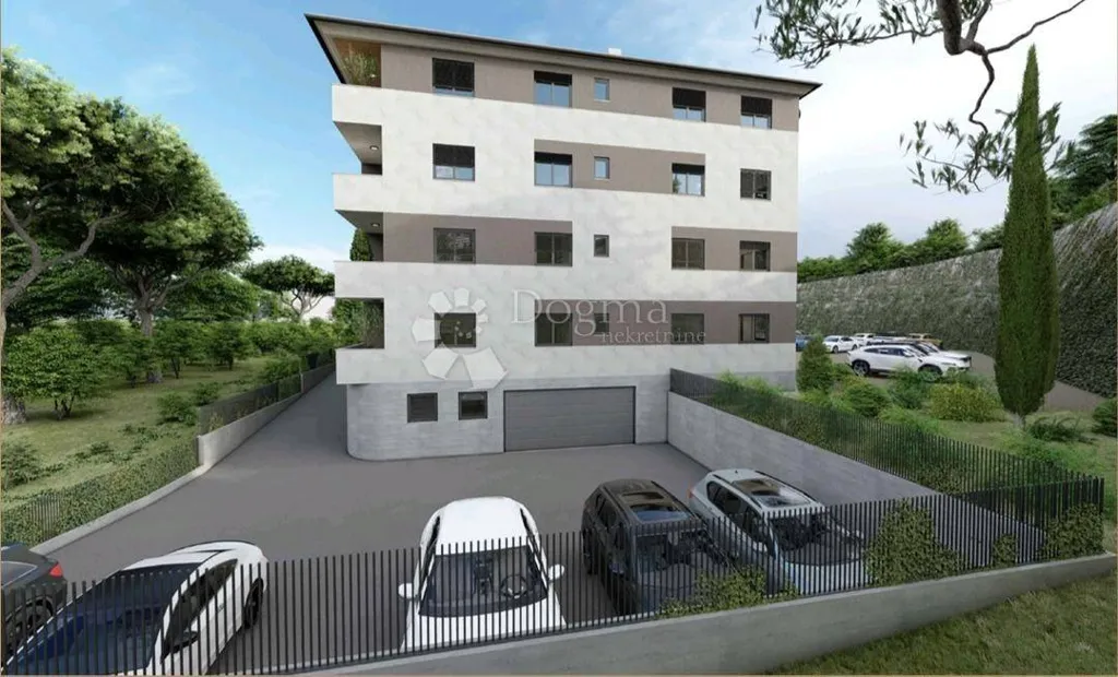 Apartment with Terrace in Monte Zaro, Pula