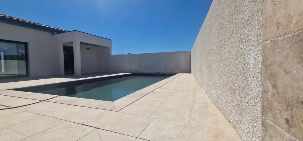Piscine - Villa Contemporaine avec Piscine près de Narbonne
