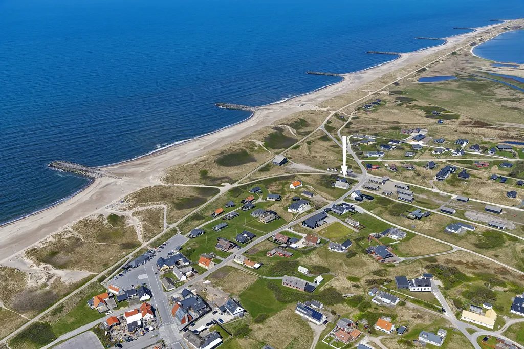 Vue aérienne - Conservation-Grade Lighthouse Farmhouse on West Coast