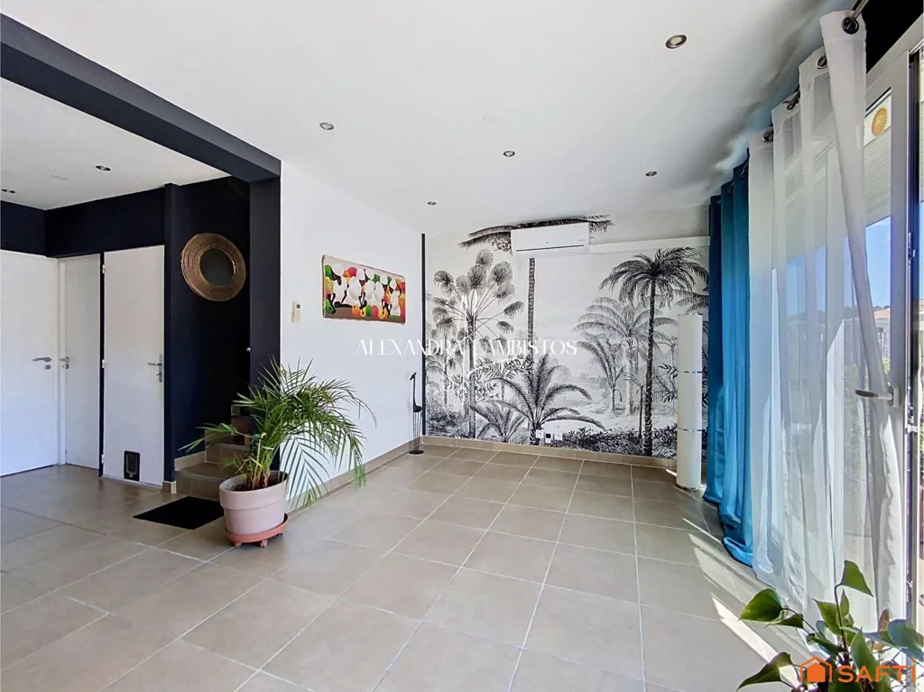 Living Room - Contemporary Maison with Terraces in Montarnaud