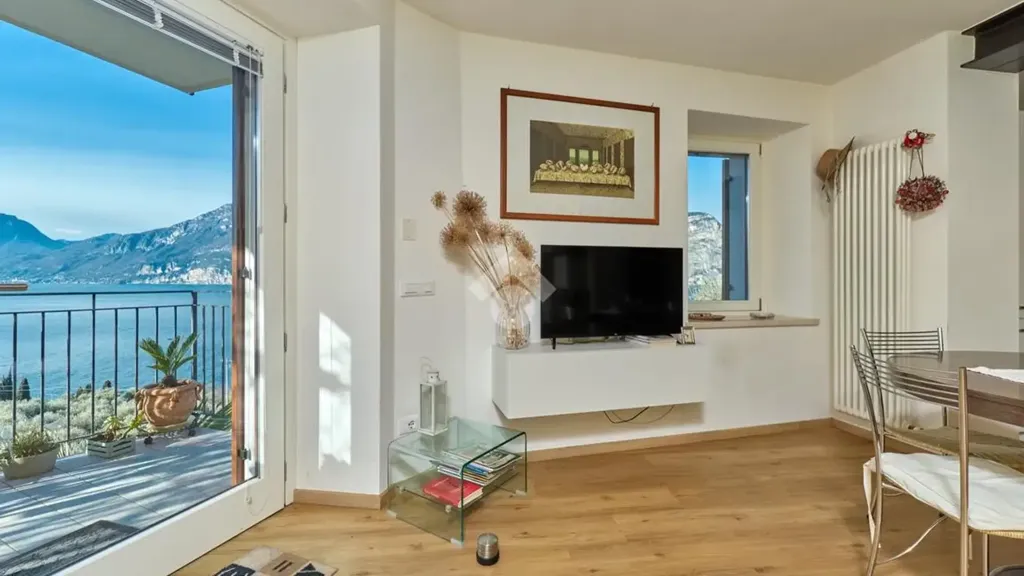 Séjour - Luxury Villa with Lake View in Brenzone