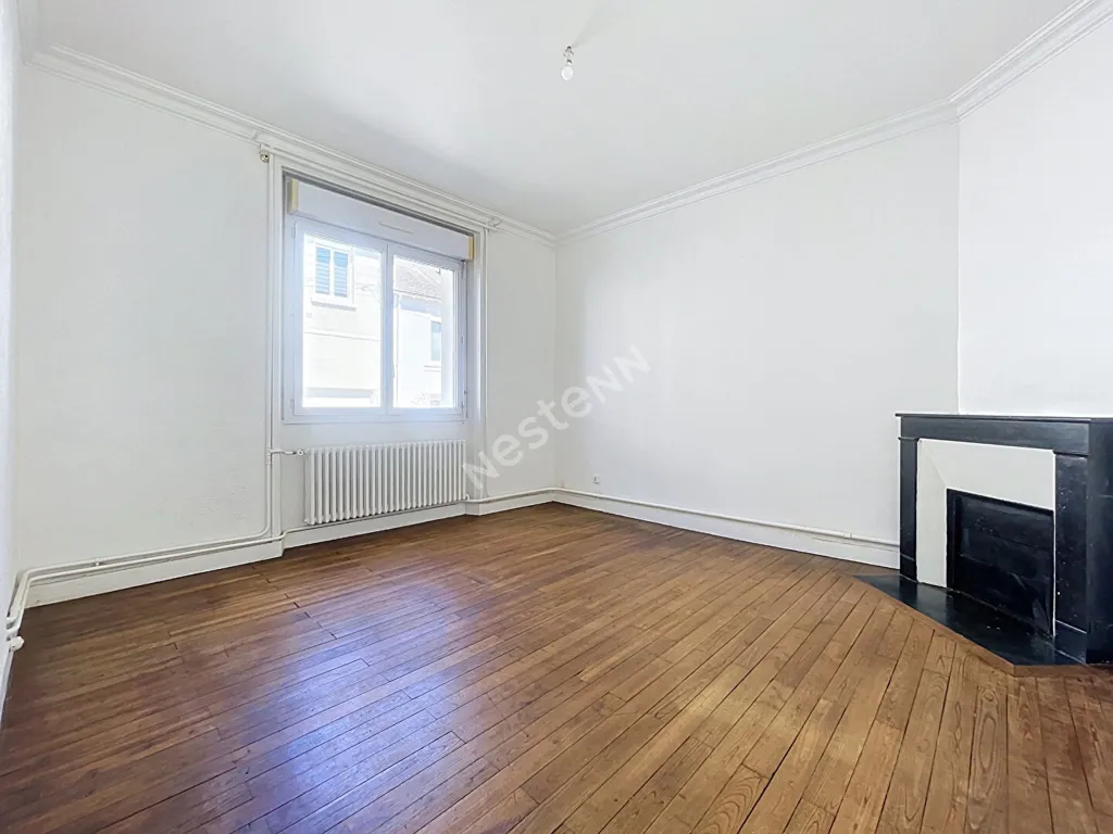 Rooms - 1930s House with Garden in Nantes
