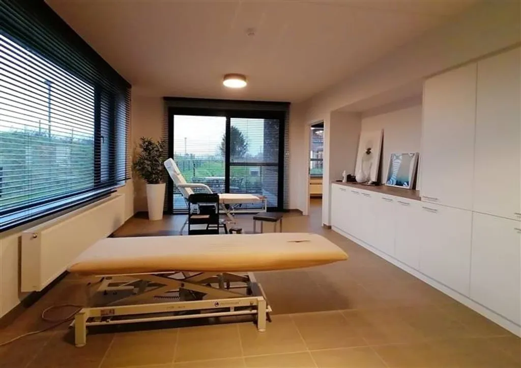 Kabinet - Service Flat with Terrace in Borgloon