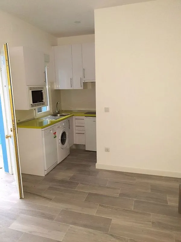 Cuisine - 1-Bedroom Flat with Air Conditioning in Carabanchel