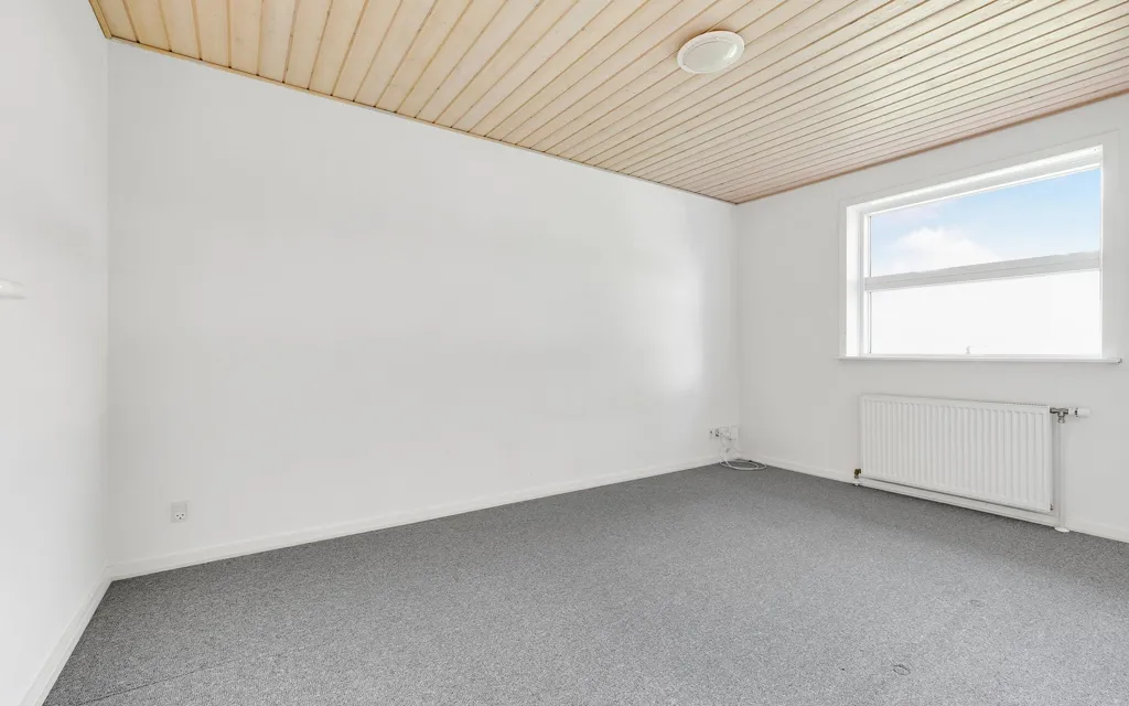 Rooms - Ready-to-Move Villa with Garden in Skellerup