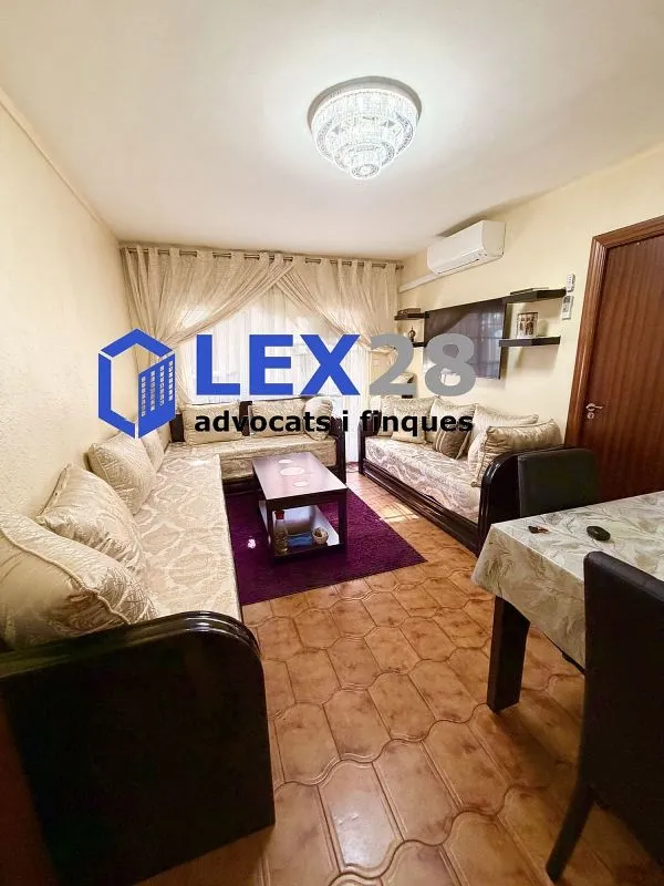 Elutuba - Apartment with Balcony in Badalona