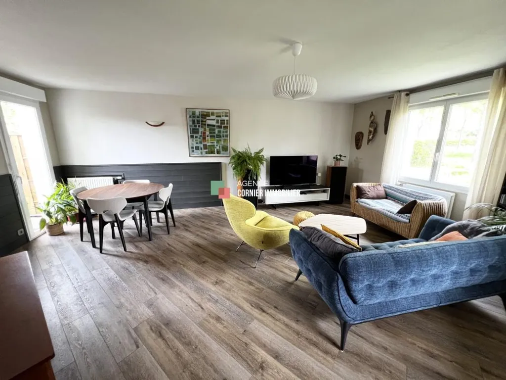 Séjour - Maison Mitoyenne avec Terrasse Sud-Ouest à Acigné