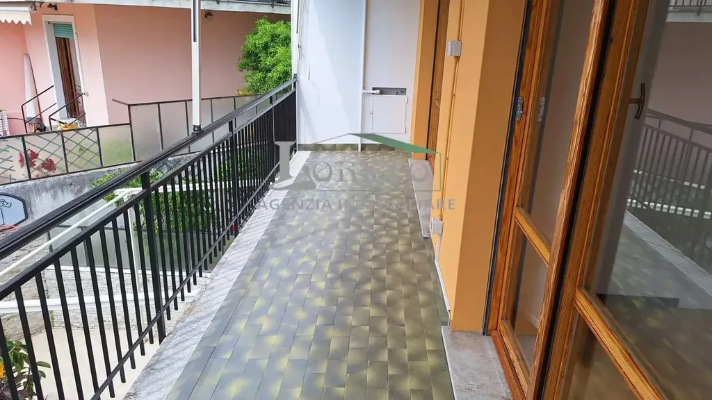 Rõdu - Bilocale with Balcony in Rapallo