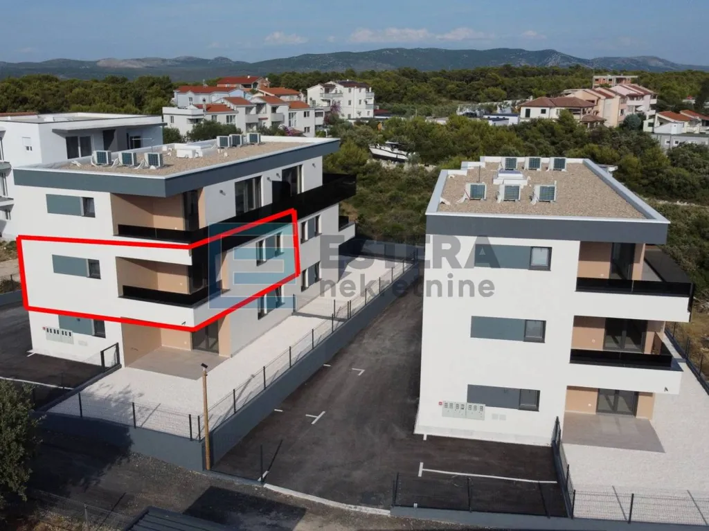 Esterno - Apartment with Terrace in Pakoštane