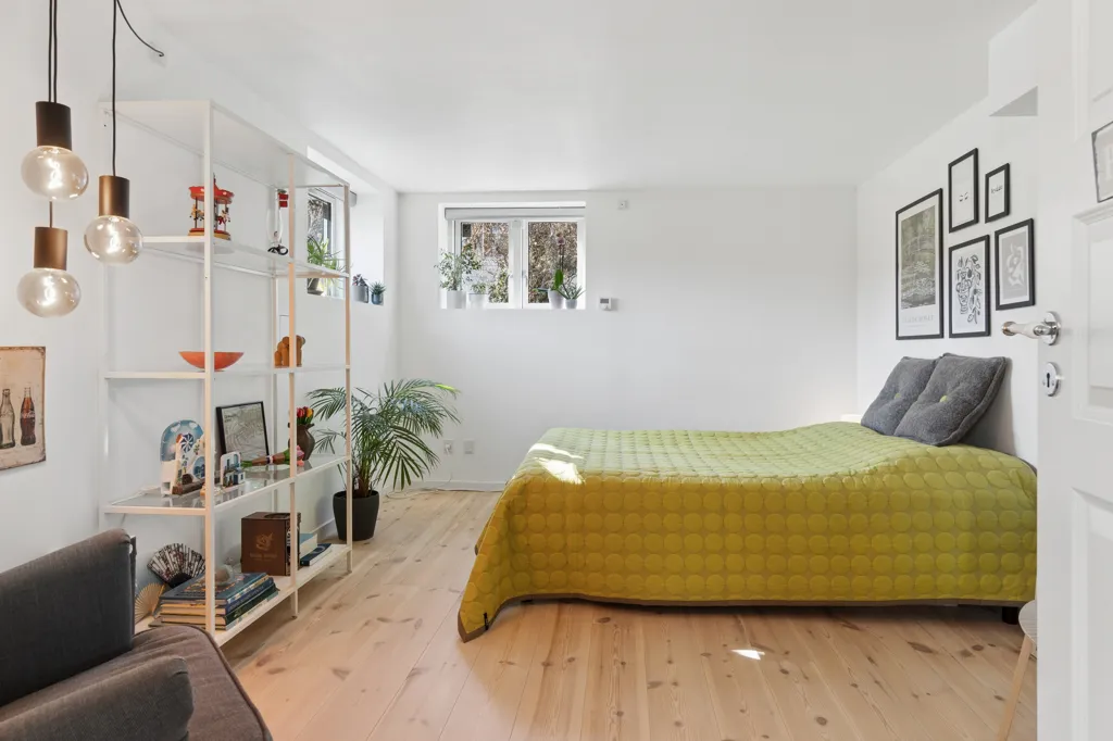 Bedrooms - Charming Brick Villa with Terrace in Birkerød