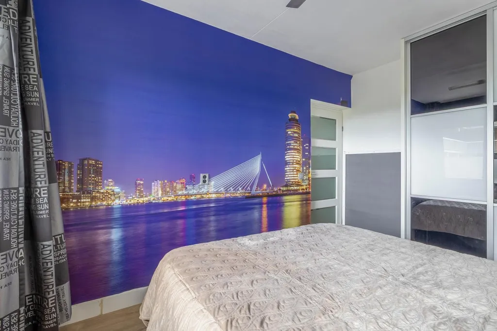 Magamistoad - 3-Bedroom Gallery Flat with Balcony in Rotterdam South