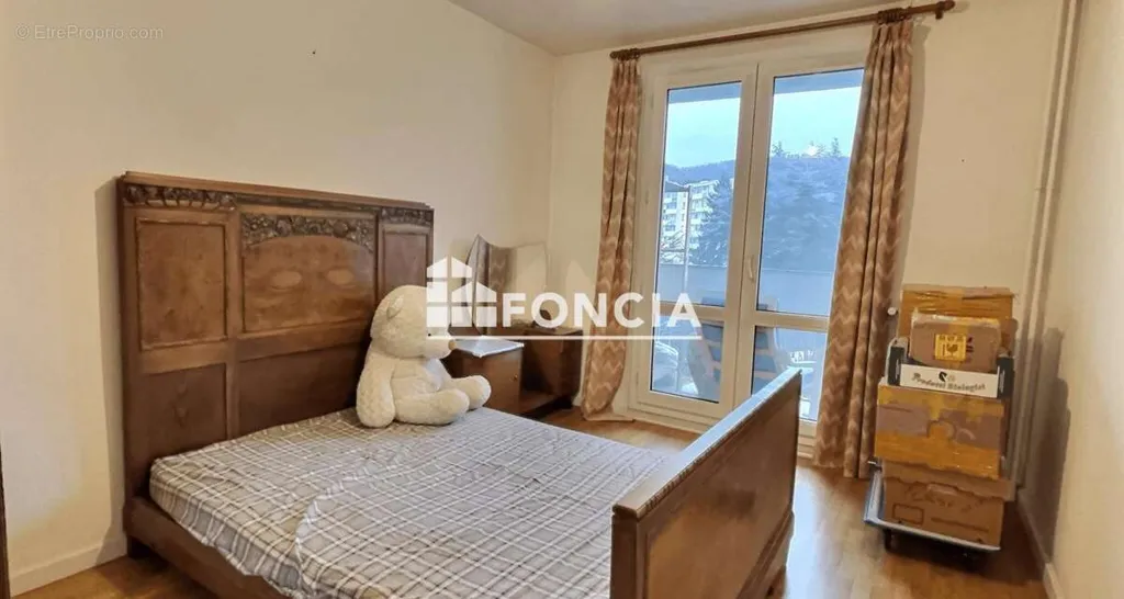 Chambres - Apartment with Garden in Saint-Étienne
