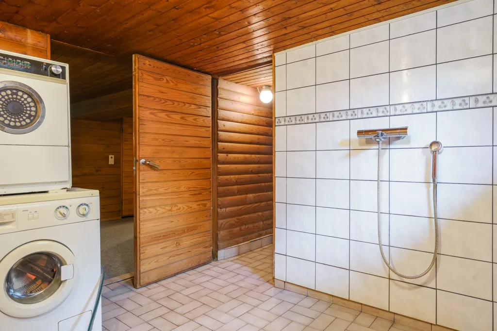 Buanderie - Detached House with Pool in Kuusto