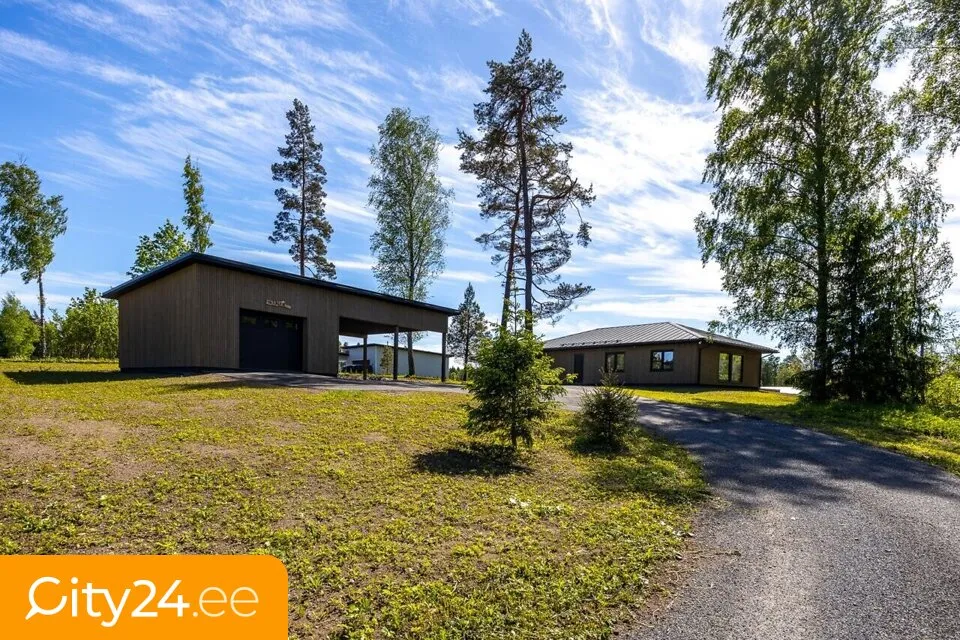 Exterior - Spacious Cottage with Garden in Maidla, Saue