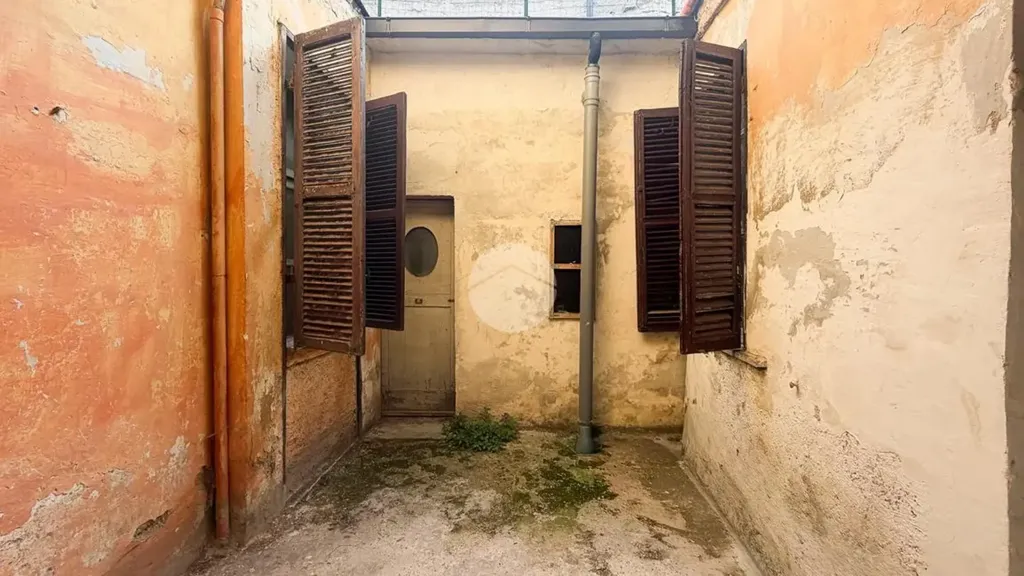 Aed - Semi-detached House with Terrace in Avezzano